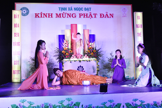Tịnh xá Ngọc Đạt tổ chức đêm văn nghệ mừng Phật đản sanh 